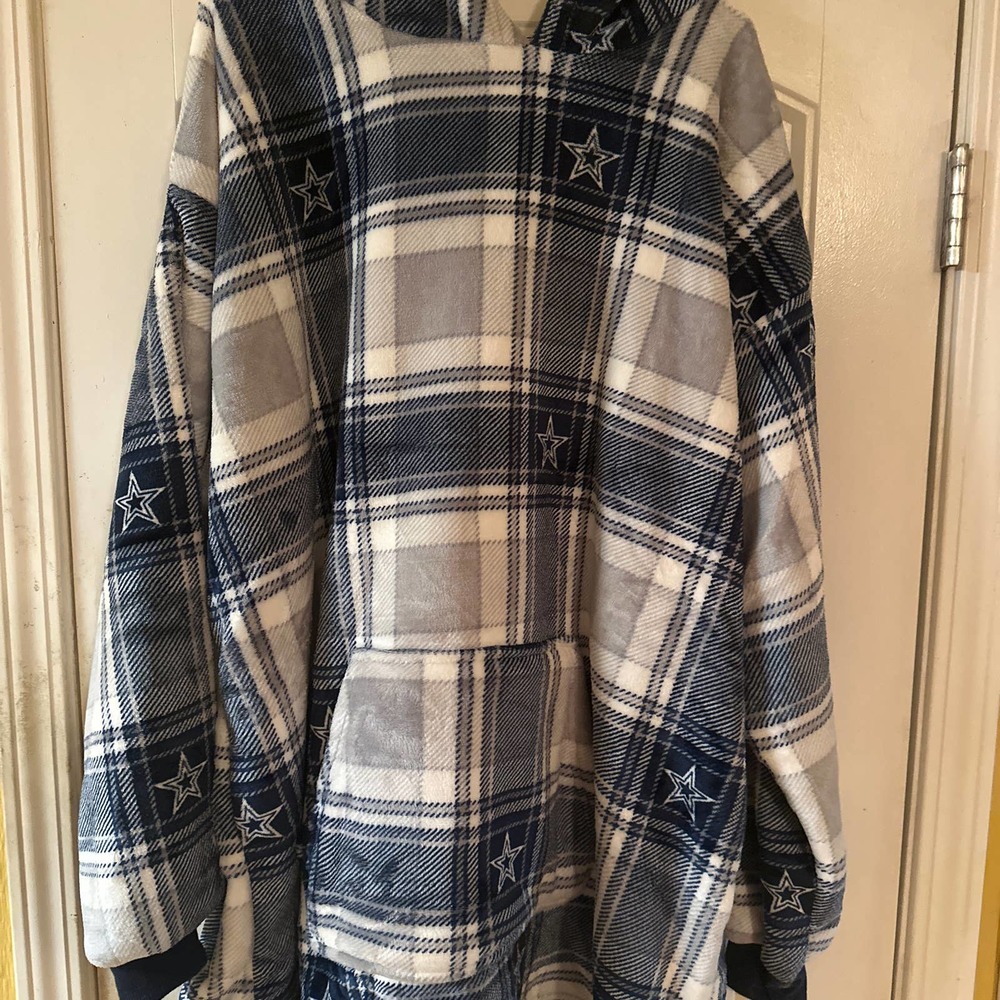 NFL Dallas cowboy soft wearable hoodie
